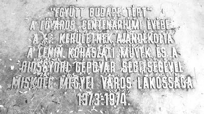 A nagy ütemben épülő újpalotai lakótelep díszítésére a Fővárosi Tanács kérte fel az akkoriban már ismert, Miskolcon élő szobrászművészt, Varga Miklóst.