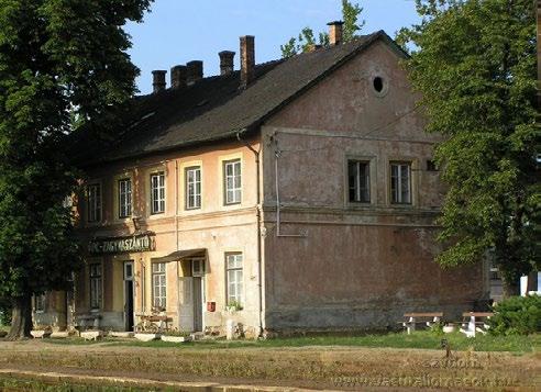 Vasútvonal -Zagyvaszántó - Felvételi épület Szent István király római katolikus templom A település fejlődésének alapkövét, a Pest-Hatvan-Losonc-Besztercebánya
