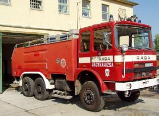 Saját habtartálya nem volt, ezért egy 60 literes kannát málháztak rá habképző anyaggal (14. kép). 1975: Rába U 26.