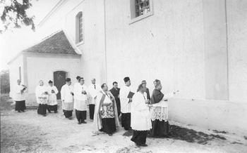 Ezen időszakban került sor a toronysisak oxid-ezüst, vagy más szóval folyékony alumíniummal való lekezelésére, ami július 17 és 19 között készült el, idős és fiatal Rózsássy József budapesti mesterek