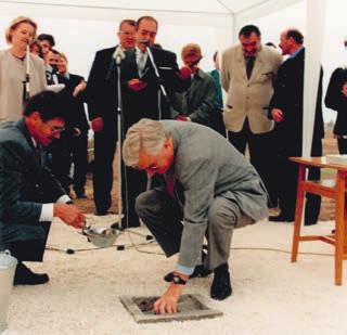 Pál Antalné Pannika néni alkotásaival (1997) Ipari Park