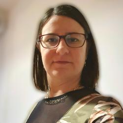 JELENLEGI Miskolc, Magyarország Adjunktus Miskolci Egyetem, Gazdaságtudományi Kar, Világ-és Regionális Gazdaságtan Intézet oktatás (Nemzetközi és regionális gazdasági kapcsolatok 1-2, Integráció