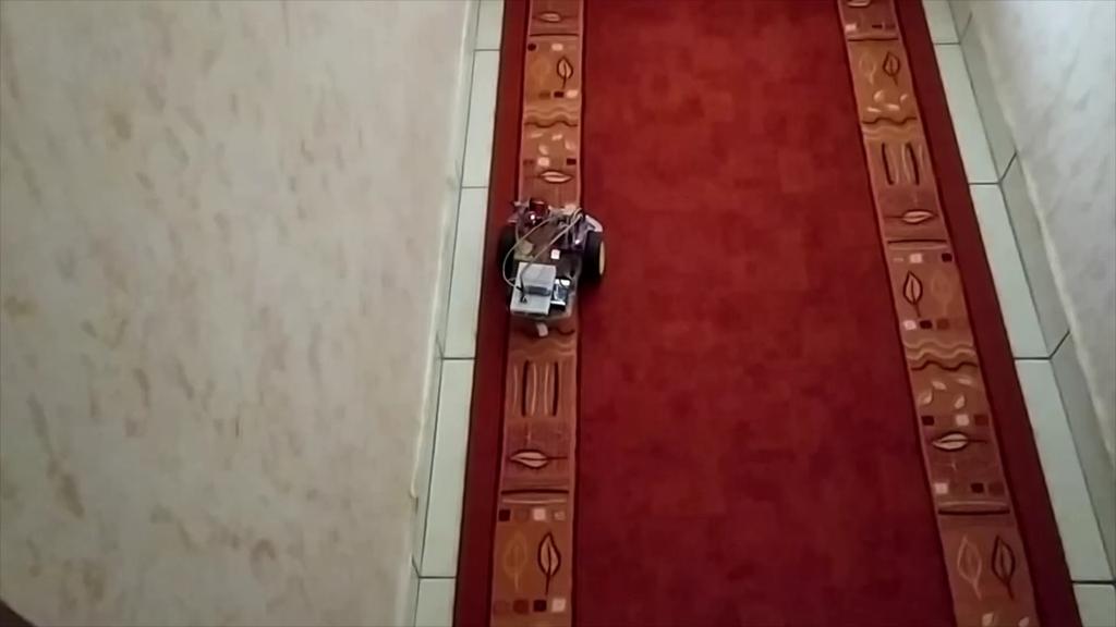 falkoveto_robot.ino: tapasztalatok 2. A 2.
