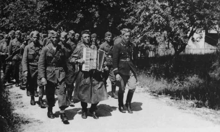 Az orosz csapatok elérték Jugoszlávia határát, és Turnu Severinnél átlépték a Dunát.