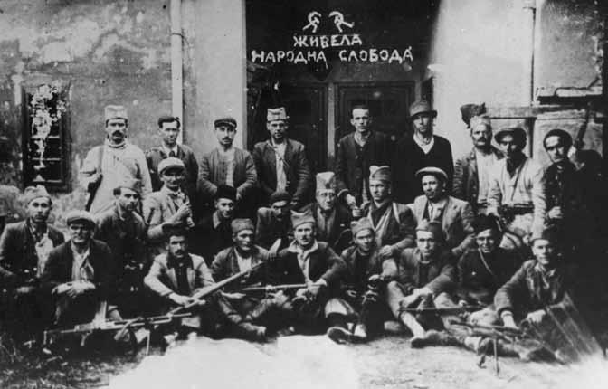 12.1. Kitérő: Magyarországiak a délszláv ellenállási mozgalmakban Nem tartozik szorosan a témánkhoz, de fontos elmondani, hogy körülbelül kétezer magyarországi harcos szolgált a különböző jugoszláv