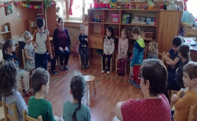 békés egymás mellett élés feltétele, a biológiai egyensúly felismerése, a természet szeretete, a környezet védelme.
