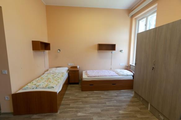 (heverő/kórházi ággyal,