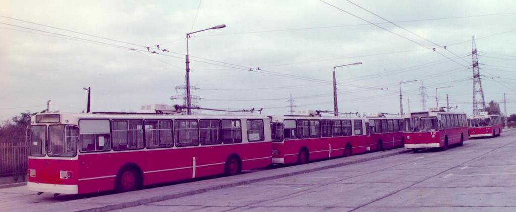 februárig (BKV-tól kölcsön) 3 db 810, 844, 852 4. 1982. 10db 9-127 -- 9-136-ig 5. 1983.