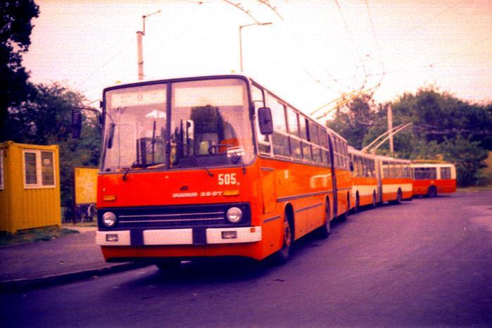 T-500 505 járművek Napjainkban 1 db maradt meg (T-505) nosztalgia kocsinak és 1 db (T-502)