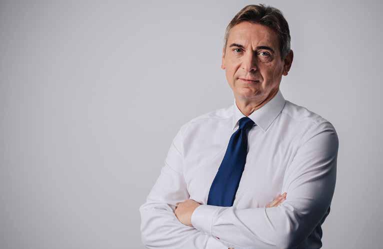 COVER STORY Határ a csillagos ég A Gloster legnagyobb intézményi befektetője, a Széchenyi Alapok elnök-vezérigazgatója, Jobbágyi Dénes szerint a technológiai vállalatoknak a felgyorsult digitalizáció