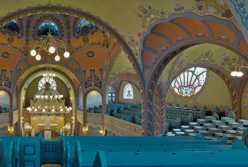 45 Renaissance and Reinterpretation The recontruction of the synagogue in Subotica (SRB) After decades of patchwork renovations, the synagogue in Subotica was gorgeously renovated in international
