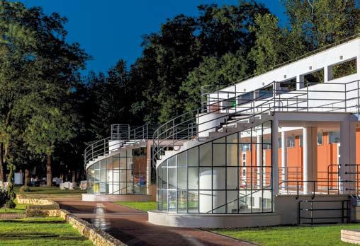 Pro Architectura Díj 2018 5 2018. október 24-én a Parlamentben adták át a hazai építészeti szakma egyik legfontosabb elismerését, a Pro Architectura díjat.