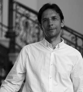 94 Gellár László építész Marosi Miklós építész Hartvig Lajos DLA építész Csóka Bálint építész Diploma // Degree 1994 BME Építészkar 2009 Energetikai szakértő Válogatott munkák // Selected projects