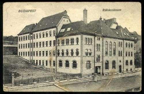 A Rákócziánumban az első elemi év (1947-1948) Hogyan lett az érseki -ből Rákóczi? címmel írta Elekfi László az Új Ember című lapban: Ennek az iskolának szellemi atyja Prohászka Ottokár volt.