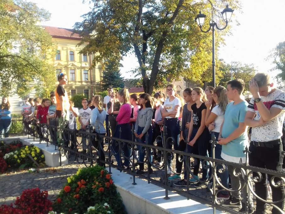 Velünk történt, rólunk szól Volt még idő egy kis szabadprogramra, sétára is, majd vacsorára érkeztünk meg Szádalmásra a Granárium panzióba, a szállásunkra.
