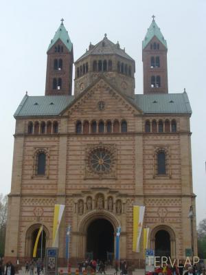 székesegyházak, elsőként Speyer,