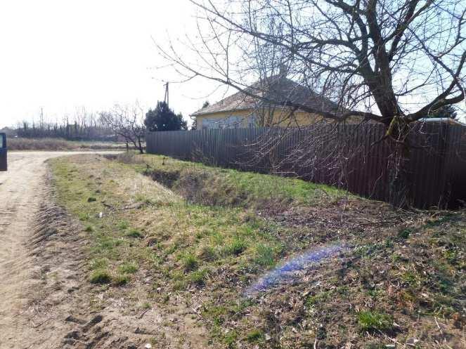 INGATLANFORGALMI ÉRTÉKBECSLÉS ÉRTÉKELT INGATLAN: 7136 Fácánkert, belterület a 10.