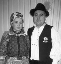 A Muzsikás és Sebestyén Márta a Zeneakadémián ÉLőBEN ÉS LEMEZEN 2003 karácsonya előtt került sor a Periferic Records támogatásával indított Határon túli magyarok zenéje sorozat harmadik