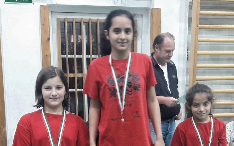 ASZTALITENISZ KERÜLETI DIÁKOLIMPIA I-II.