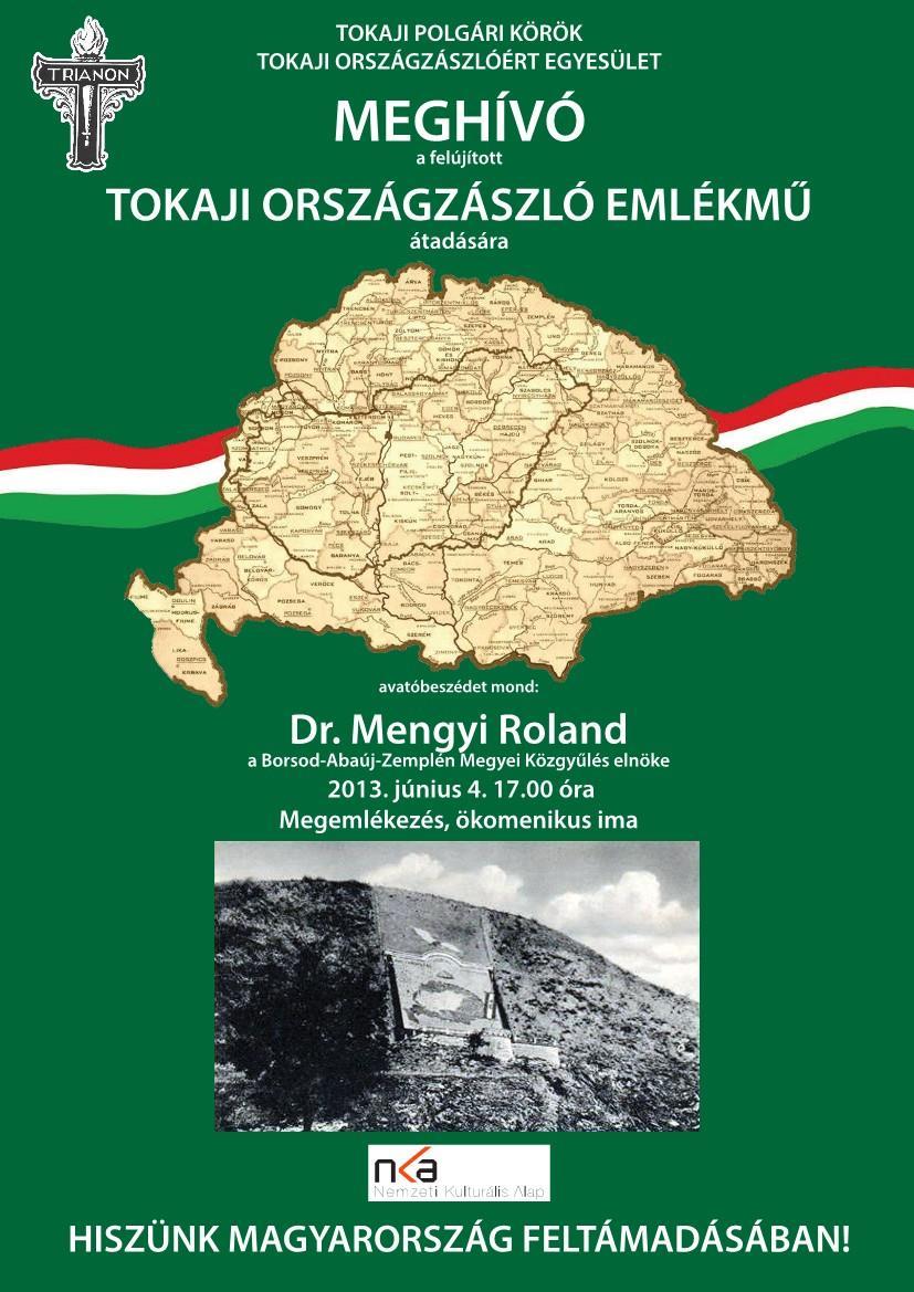 A felújított tokaji országzászló avatásának