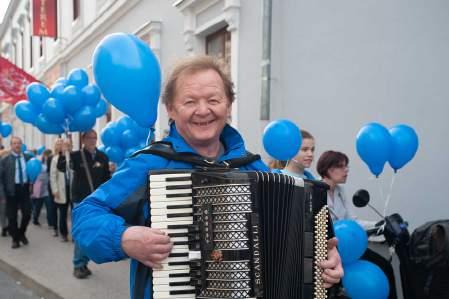 rémesen, filmen vagy élőben elsztorizva, s aki hallja, fejtse meg, küldje el! (online megjelenés a könyvtár közösségi oldalán) ÁPRILIS 13.