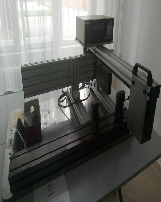 4. Laboratórium méréstechnikai laboratórium A méréstechnika (metrológia) keretében a műszaki hallgatók itt gyakorolják az alapvető hosszmérések (2D, 3D) gépészeti alkalmazását; a mérési adatok