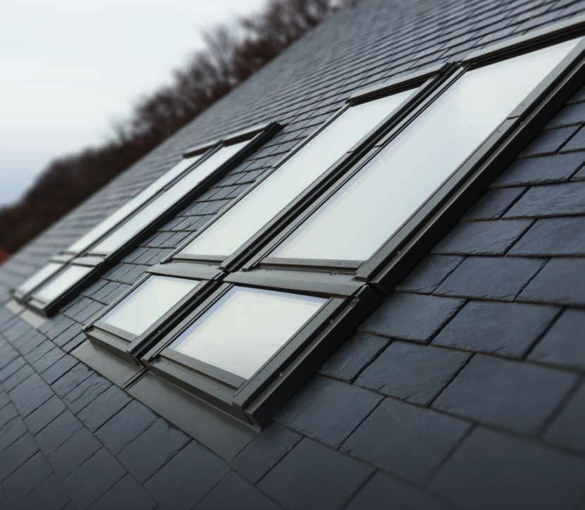 TÖKÉLETES VÍZZÁRÁS BURKOLÓKERETEK A burkolókeret elengedhetetlen az ablak tetősíkba való helyes beépítéséhez.