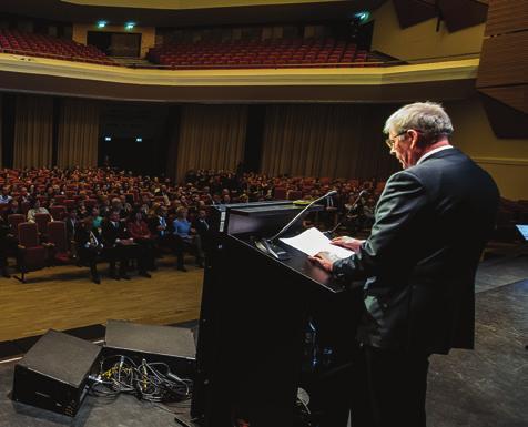 2017. november 17-én a kollokviumi konferencia keretében dr. Kövesné dr. Kósa Zsuzsanna kúriai bíró és dr.