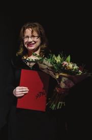 Elismerő oklevelek Dr. Albert Erika Orsolya közjegyzőhelyettes Dr. Bettenbuk Anita közjegyző Dr. Fehér Andrea közjegyző Dr.