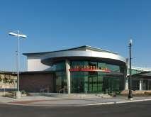 A Salt Lake City Intermodal Hub (Salt Lake Central Station) is 1,2 milliós városrégiót szolgál ki a 191.000 fős Salt Lake City mellett. Az állomás a város központjától keletre helyezkedik el.