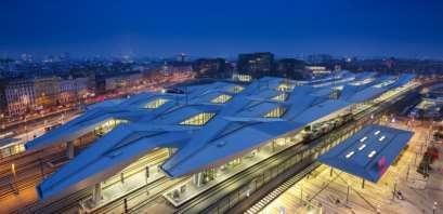 - nemzetközi közlekedési folyosók melletti pozíció - metropoliszokban, nagyvárosokban való megjelenés - városközponttól távolabbi, elővárosi, vagy várossal szomszédos vidéki elhelyezkedés -