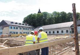 GAZDASÁG TÉRSÉG 7 Egerváron a veszélyhelyzet ideje alatt sem álltak le a beruházások, amelyek közül legnagyobb volumenûnek számít az általános iskola felújítása és bõvítése.