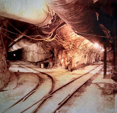 VEGYIPAR ÉS KÉMIATUDOMÁNY Archív kép a recski bányáról Emiatt született meg a nagy távolságra, országhatárokon átterjedő levegőszennyezésről szóló 1979. évi pán-európai (EGB) egyezmény 1998.