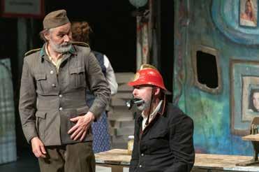 fotó: Takács Attila ajánló szabadtéri színházak Hogy szeret a másik Alan Ayckbourn drámájában titkos szerelmek szövődnek, amelyek hatással vannak a szereplők magánéletére és munkájára egyaránt.