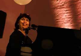 elektronikus effektek által pedig valódi dimenzióváltáson mennek keresztül. június 10. 20:00 Opus Jazz Club forrás: Müpa Bolyki Sára Várallyay Petra Duó Két különleges művész egy különleges esten.