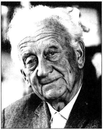 ) Werner Heisenberg Szent-Györgyi Albert * A Magyar Értelmező Szótár a hit -ről ezt írja: Meggyőződés olyasvalamiről, amit tapasztalati úton vagy tudományosan nem tudunk igazolni, és mégis igaznak,