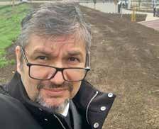 képviselő szúrta ki a Népszava.hu.