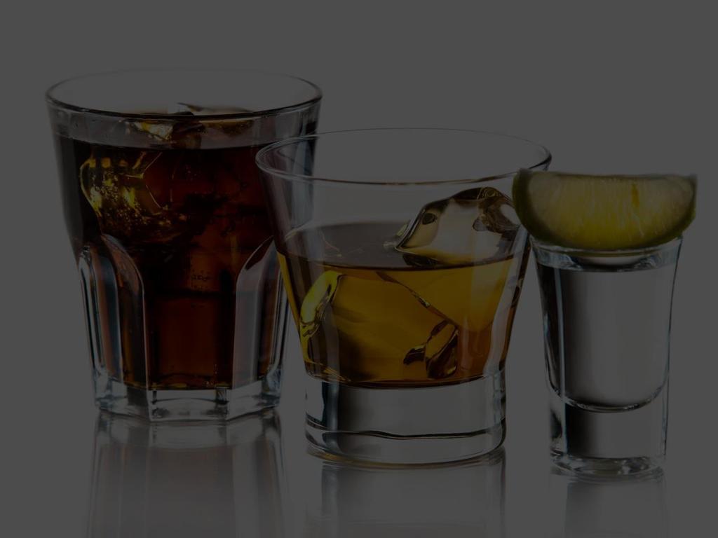 0,5 l /0,3 l sör + Fanta/ Szezon jellegű Meggysör 0,25 l 950 Ft Meggysör 0,4 l 1 500 Ft Röviditalok Scharfe getränke / Short drink Bacardi Baileys Brandy