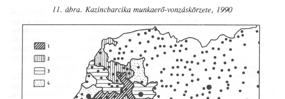 1990-ben a népszámlálás adatai szerint 22639 munkavállaló dolgozott Kazincbarcikán; 37,1%-uk, 8392 fő nem volt a város lakosa.