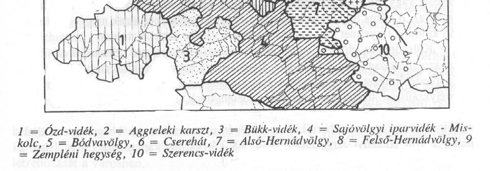 Az intézmények koncentrálódtak, egyre több falu maradt minden alapfokú ellátás nélkül (posta, iskola, helyi közigazgatás, orvos, óvoda, mozi, pap stb.).