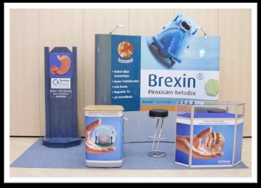 Torrex stand Egyedi játékkal A Brexin nevű gyógyszernek készült, a standard elemek mellet, egy