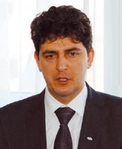 A hazai élel misze rek megfelelő, hatóságilag ellenőrzött je lö lé se a vá sár lót is eligazítja, hogy az élel mi szer-ranglét rán hol sze re pel a ter mék, mit kap a pénzéért.