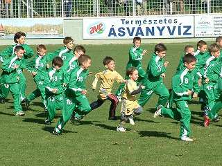 Szárnyalunk boldogságtól, hogy a Hévíz SK csapatában