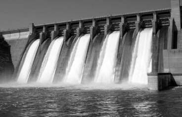 1 Energiahordozók - Vízenergia Vízerőmű: A vízfolyások, tavak, tengerek, mechanikai energiakészletét villamos energiává (régebben közvetlenül