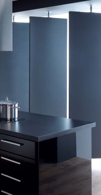 Korszerű konyhák CAPITAL 11 Színes konyha Az Elysee konyhák széles színválasztéka bármilyen színkombinációt lehetővé tesz.
