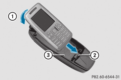 44 Komfort-telefonálás Telefon használhatja a komfort-telefonálás funkciót, ha a mobiltelefon nincs a mobiltelefon-tartó foglalatban.