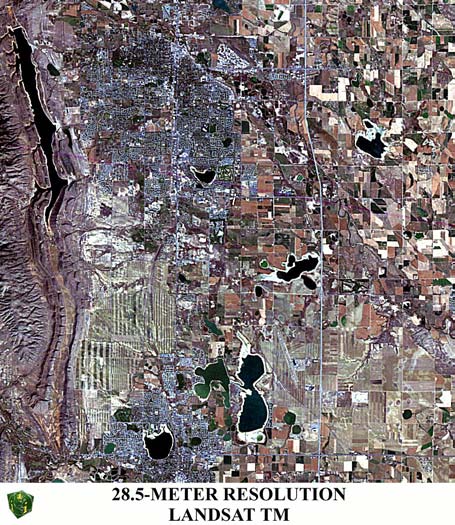 Az első műhold működését egyéves időtartamra tervezték, végül hat évig üzemelt kifogástalanul. Az első Landsat műhold 1972-es fellövése óta még további ötöt állítottak pályára.