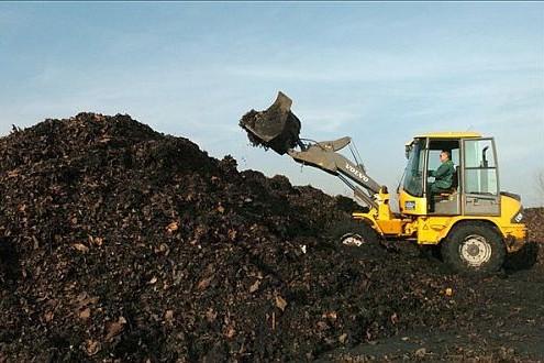 víziközmű rendszerek hatékonyabb működtetése mellett Ivóvízminőség-javítás ivóvíz-kezelési technológiák fejlesztésével, más vízbázisra áttéréssel, térségi rendszerek kialakításával, rekonstrukcióval,