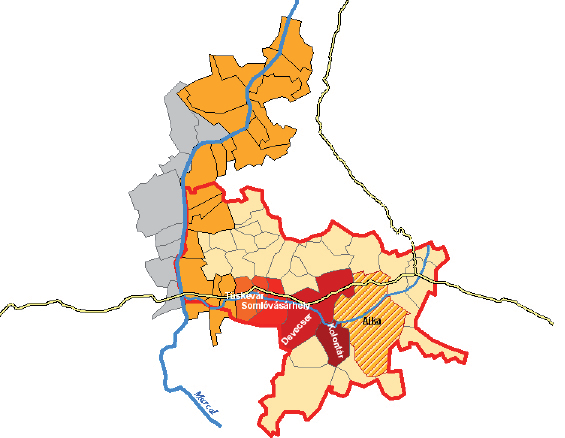 október 4-én, amikor átszakadt a tározó gátja, a kiömlő vörösiszap a Torna patak völgyében vonult le.