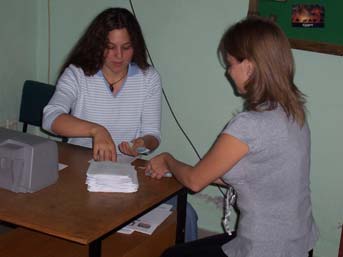 A FECSKE LEGSZEBB BABÁJA A szavazatok számlálását és a nyeremény sorsolását augusztus 31,-én végezte a függetle zsüri, Kelemen Andrea és Bojtos Irén egyetemi hallgatók személyében